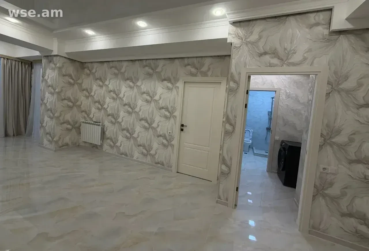 3-комн. квартира, 73м², улица Грибоедова 48/6 - 500 000 ֏