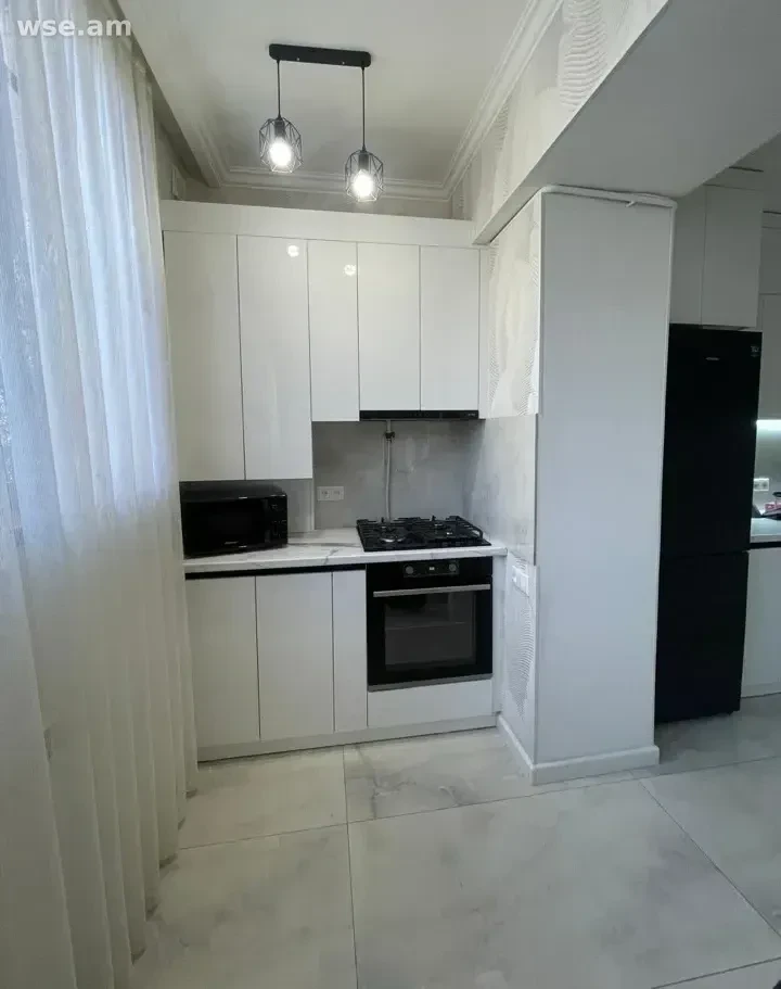 2-комн. квартира, 67м², улица Мазманяна 1 - 150 000 $