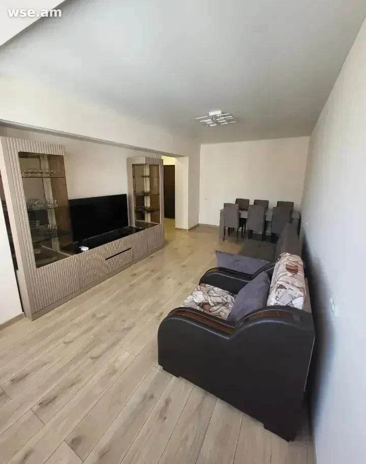 2-комн. квартира, 40м², Улица Короля Папа 18А - 450 000 ֏