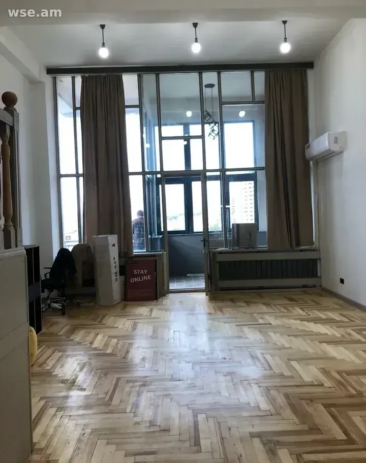 1-комн. квартира, 100м², улица Грачья Кочара 15 - 500 000 ֏
