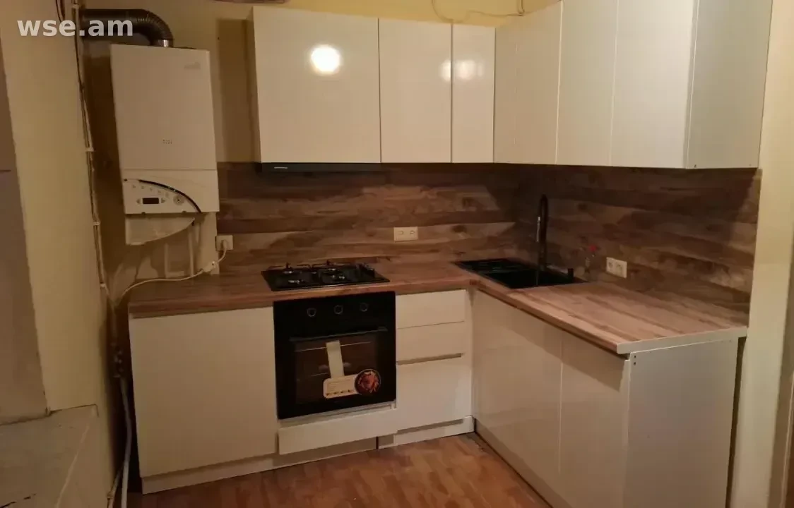 3-bed. apartment, 83m², 17 Nikoghayos Adonts Street - 350 000 ֏