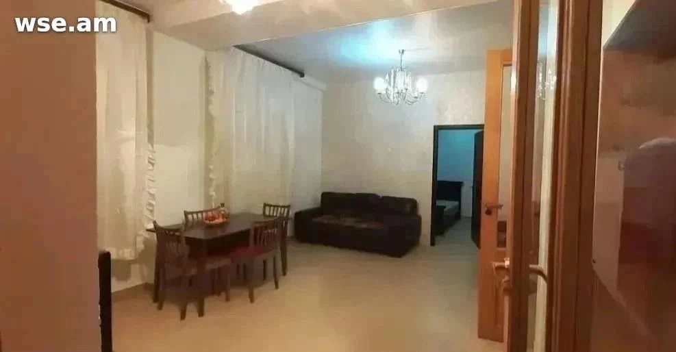 2-комн. квартира, 80м², улица Оганова 3 - 260 000 ֏
