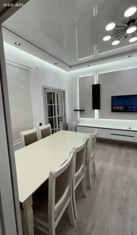 4-комн. квартира, 74м², улица Мелик Меликяна 2/1 - 400 000 ֏