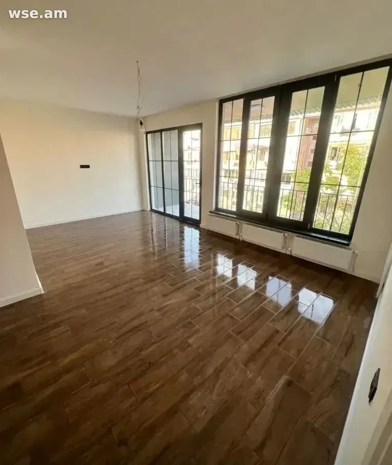 3-комн. квартира, 80м², улица Кургиняна 25 - 149 000 $