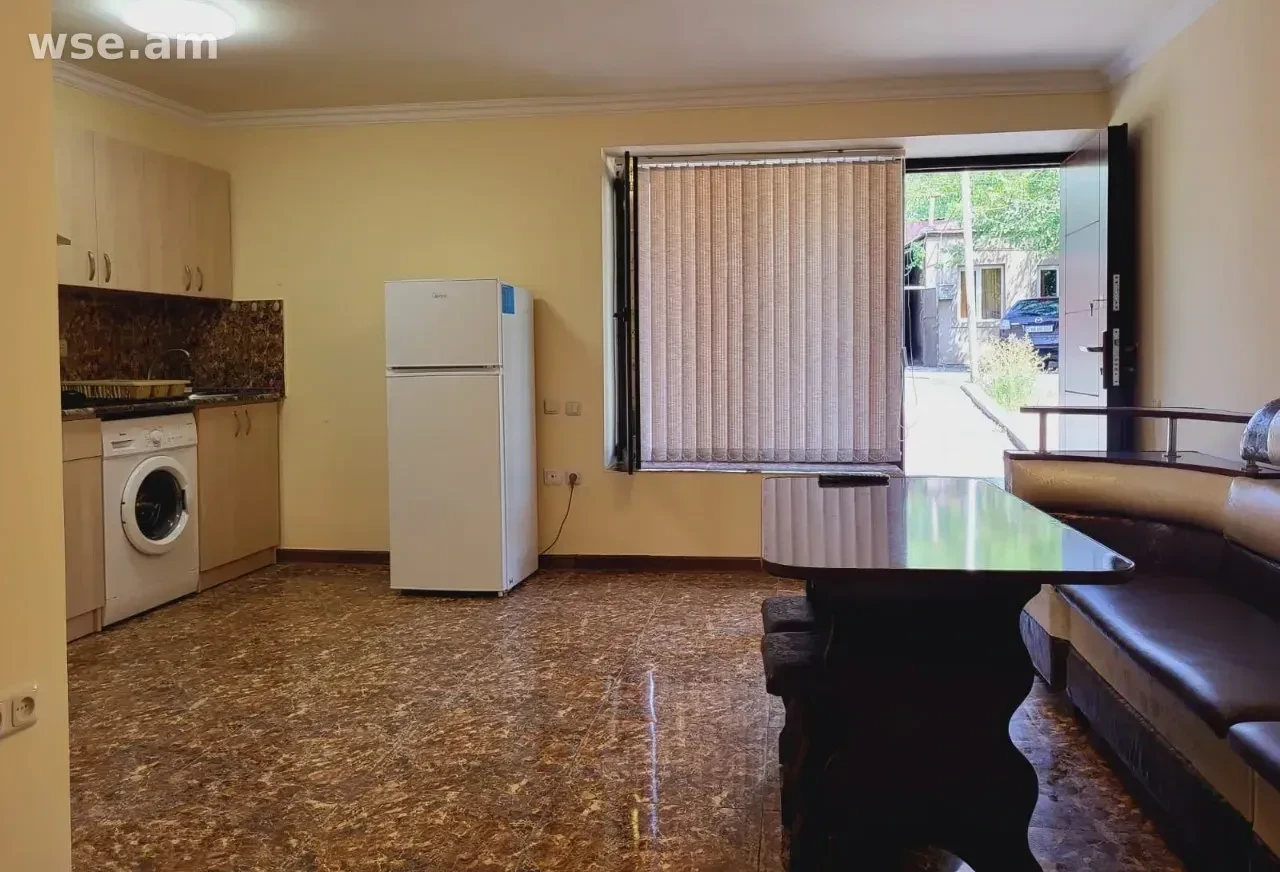 1-комн. квартира, 33м², 17-я улица Канакер 14 - 250 000 ֏