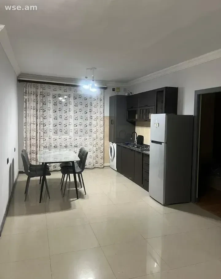2-комн. квартира, 64м², улица Нансена 11 - 300 000 ֏