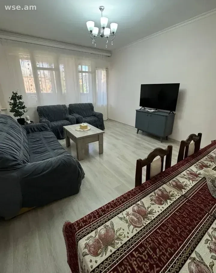 3-bed. apartment, 76m², 15A Griboyedov Street, Yerevan - 350 000 ֏