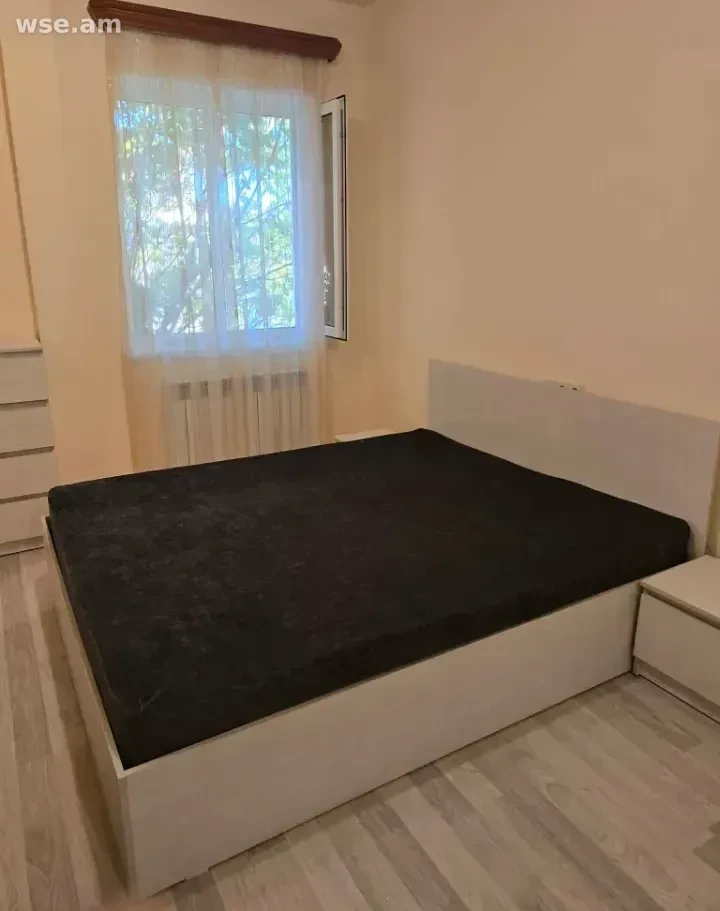 1-սեն. բնակարան, 42մ², Մինաս Ավետիսյանի փողոց 37 - 250 000 ֏