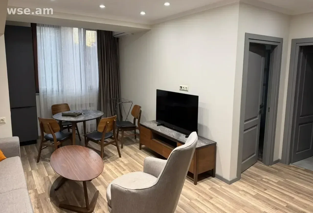2-комн. квартира, 40м², проспект Саят-Нова 10 - 500 000 ֏