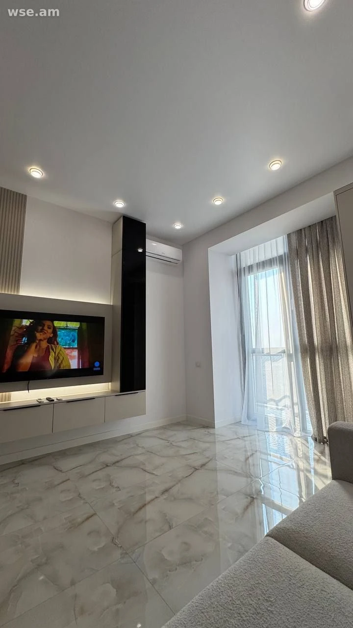 2-комн. квартира, 65м², улица Кирка Керкоряна 31/30 - 600 000 ֏