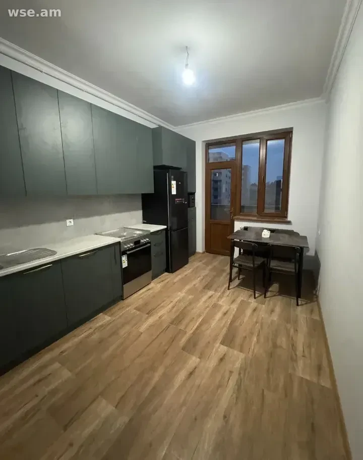 4-комн. квартира, 120м², проспект Монте Мелконяна 52 - 900 000 ֏