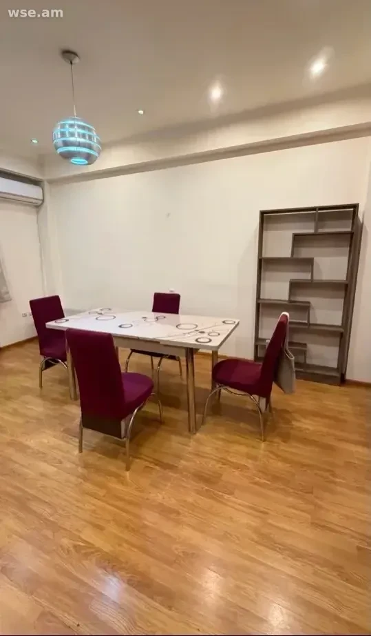 2-комн., 65 м², 2/8 эт., улица Паруйра Севака 30, фото 1