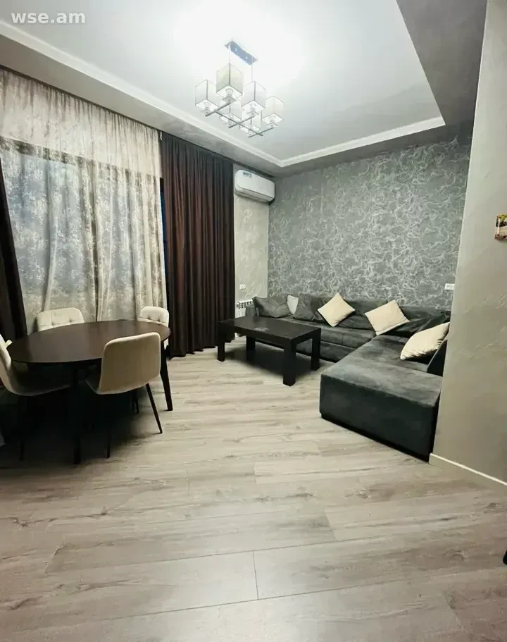 2-комн., 40 м², 3/3 эт., Петрос Дурян 1-я улица 10, фото 2