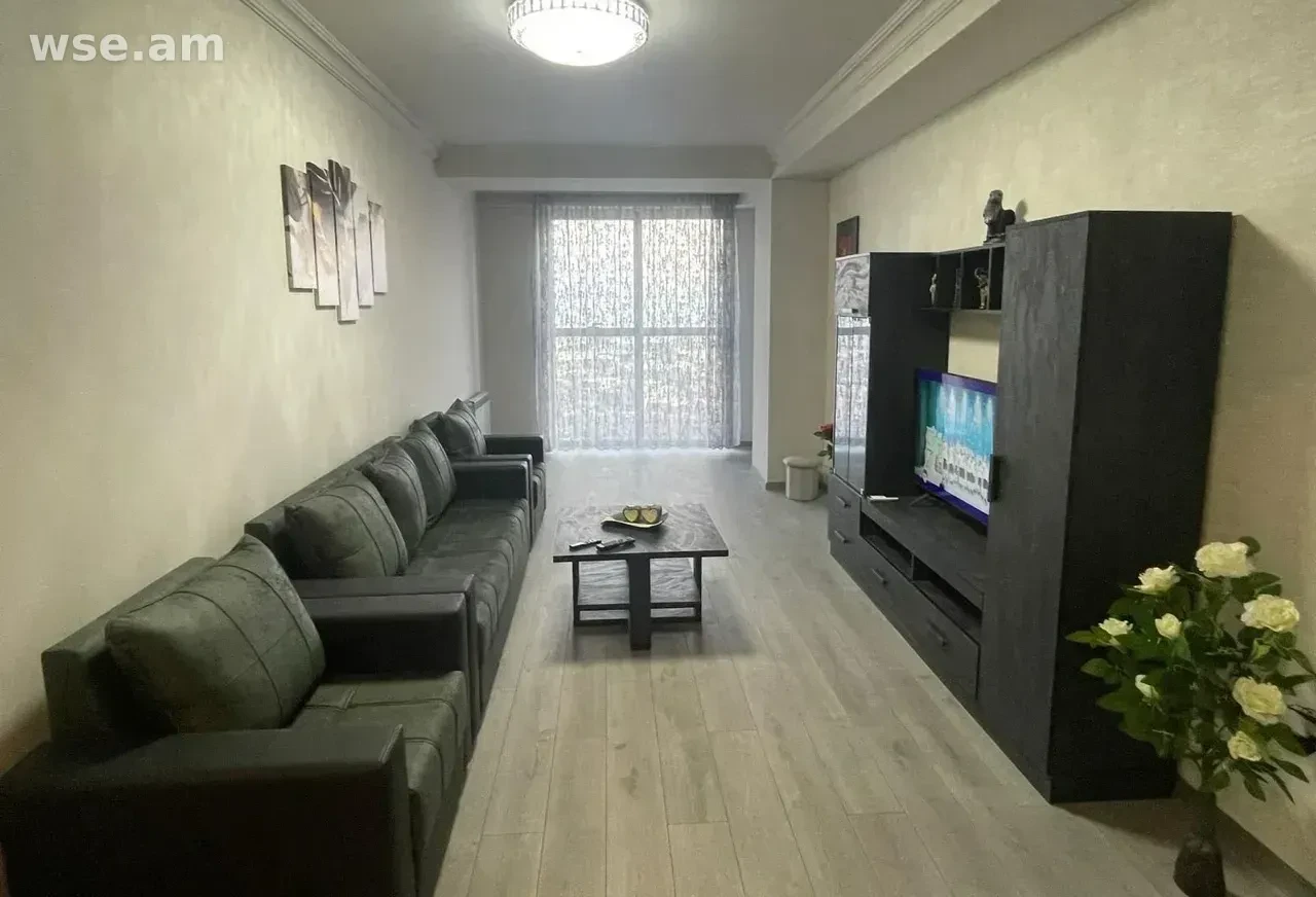 2-комн. квартира, 80м², шоссе Цицернакаберд 1/2 - 430 000 ֏