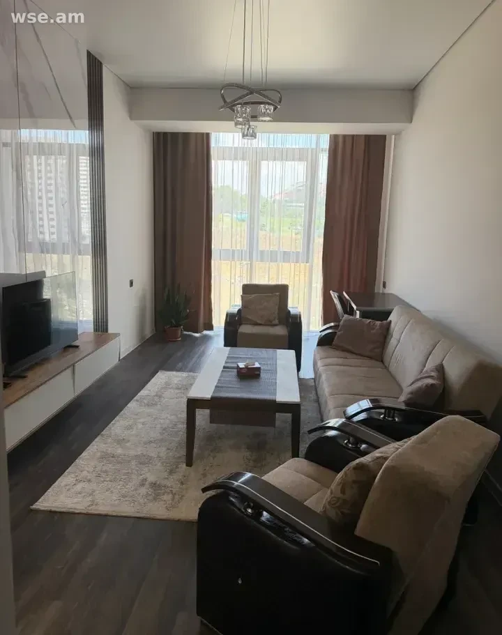 2-комн. квартира, 57м², ул. Ленинградян 27/7 - 198 000 $
