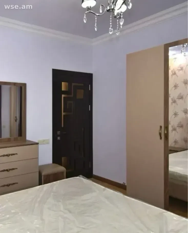 3-սեն. բնակարան, 68մ², Շինարարների փողոց 10/1, Երևան - 350 000 ֏