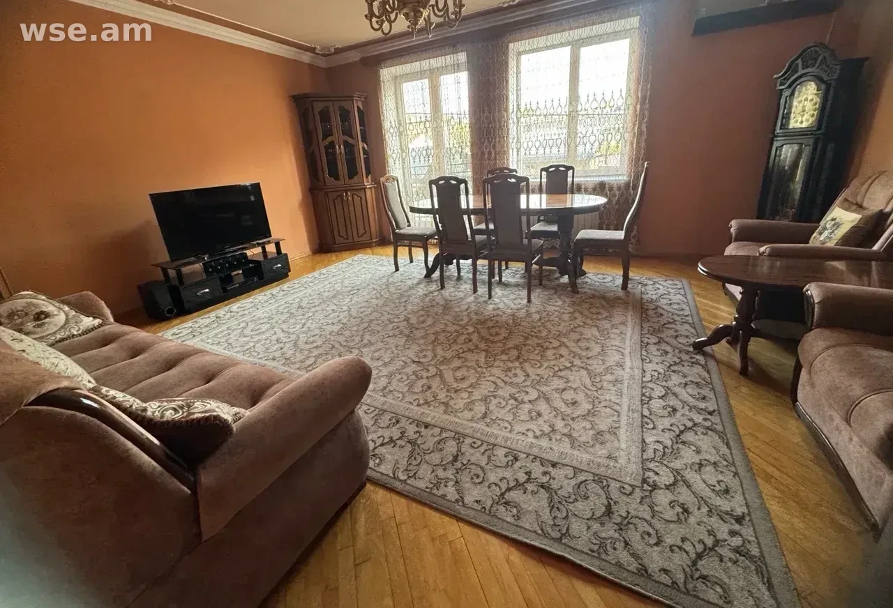 3-комн. квартира, 81м², улица Манушяна 65 - 420 000 ֏