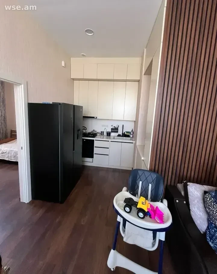 4-комн. квартира, 75м², улица Айгедзор 72 - 170 000 $