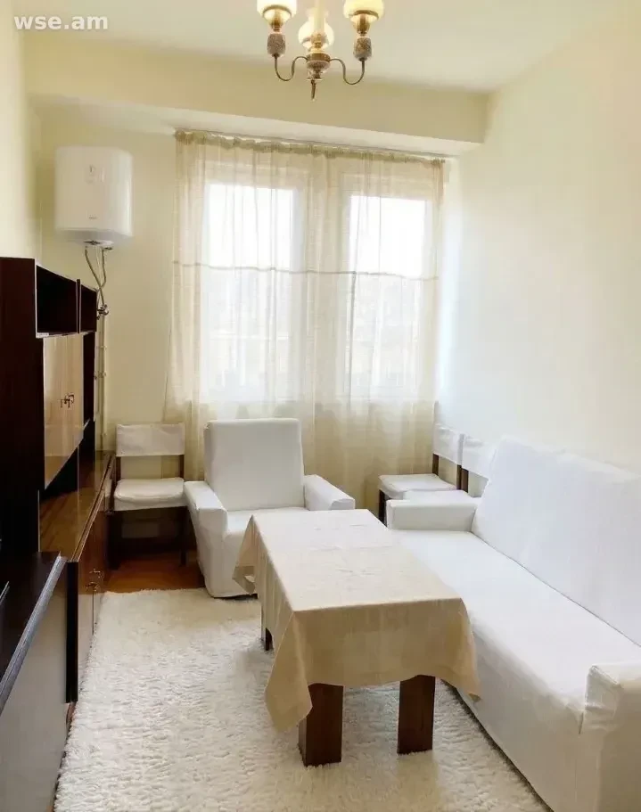 2-комн. квартира, 30м², Улица Тевосяна 1/3 - 160 000 ֏