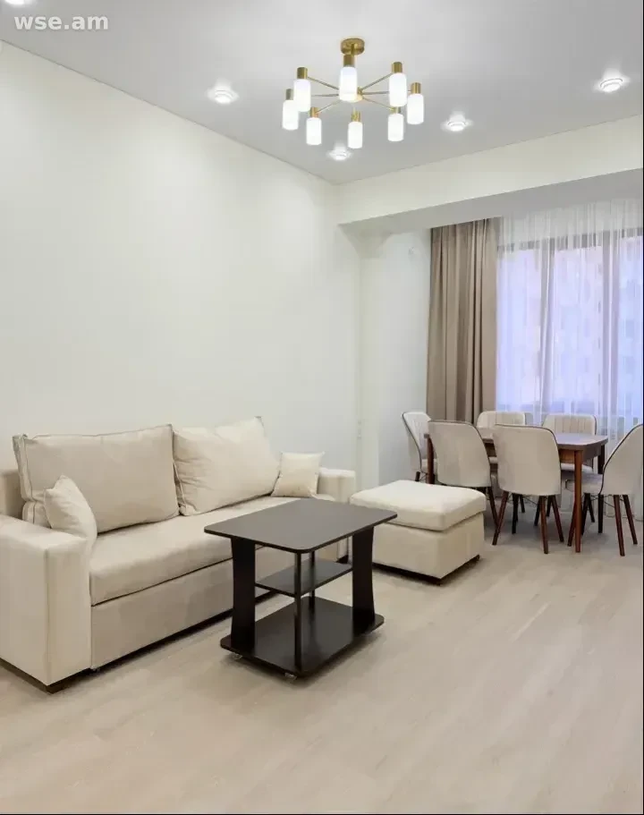 3-комн. квартира, 65м², улица Никогаоса Адонца 2/6 - 450 000 ֏