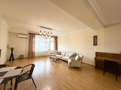 3-комн., 120 м², 2/7 эт., улица Молдовакан 44/4