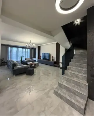 4 սենյականոց, 250 քմ, 8/8 հարկ, Պարույր Սևակ 30