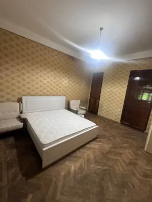 3-room, 175 m², floor 3/3