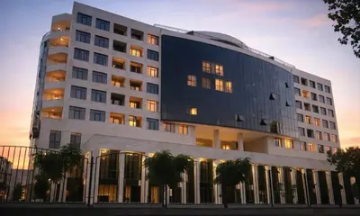 4 սենյականոց, 99 քմ, 4/10 հարկ, Նալբանդյան փողոց