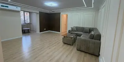 4-комн., 80 м², 3/5 эт., проспект Комитаса 20