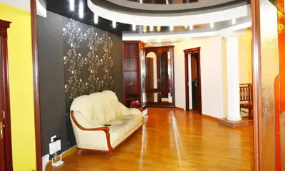 3-комн., 105 м², 6/6 эт., тупик Саят Нова 18