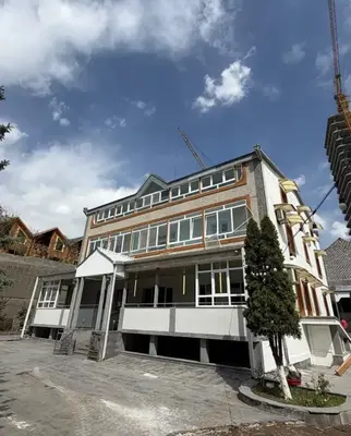 Коммерция, 864 м², 1/9 эт., 4-й квартал Давташена