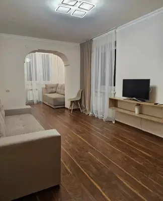 2-комн., 54 м², 4/5 эт., проспект Тиграна Меца 52/1