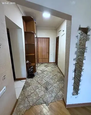 2-комн., 50 м², 2/7 эт., улица Виктора Амбарцумяна 10