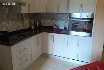 2-комн., 80 м², 2/5 эт., проспект Маршала Баграмяна 21