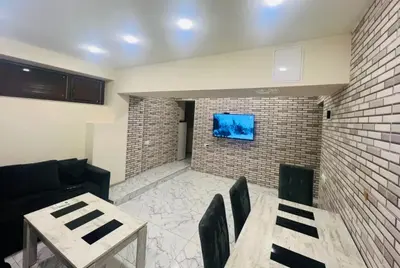 2-комн., 35 м², 1/10 эт., улица Сундукяна 27
