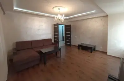 2-комн., 54 м², 9/14 эт., улица Никогаоса Адонца 17/1