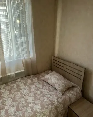 1-комн., 35 м², 4/4 эт., улица Рубинянц 5
