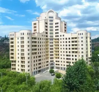 2-комн., 60 м², 5/9 эт., улица Серо Ханзадяна  131/1