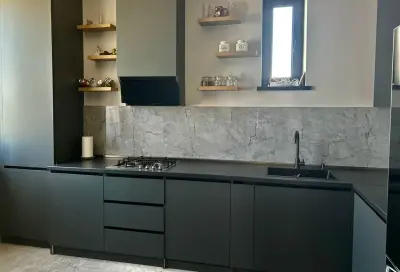 5-комн. дом, 300 м², 3-этажный, улица Капанцян 44