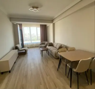 3-комн., 82 м², 2/14 эт., ул. Молдовакан 37/46