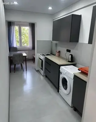 3-комн., 78 м², 2/9 эт., Минская улица 8