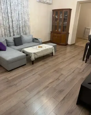 4 սենյականոց, 110 մ², 2/3 հարկ, Շիրակի 1-ին նրբանցք 7