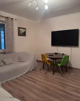5 սենյականոց, 140 քմ, 4/6 հարկ, Կորյունա փողոց 10