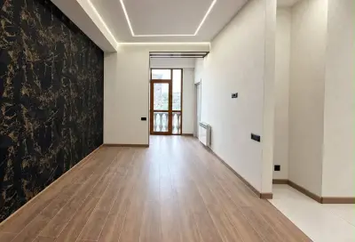 2-комн., 46 м², 7/8 эт., улица Никогаоса Адонца 2\3