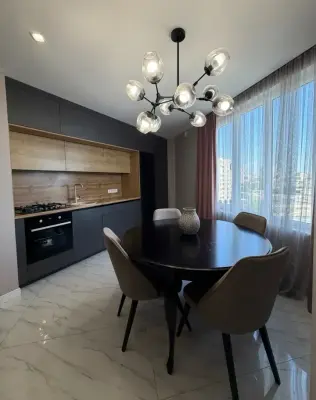 4-комн., 100 м², 8/12 эт., 2-я улица Силикян