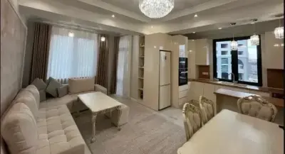 4-комн., 96 м², 4/14 эт., улица Овсепа Аргутяна 22/1