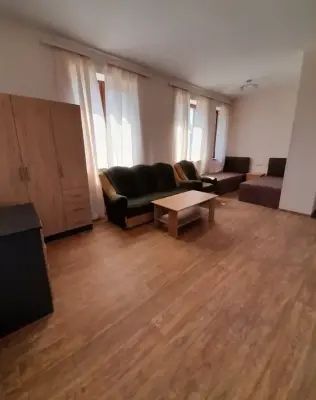1-սենյականոց, 45 մ², 1/5 հարկ, Գյուրջյան փողոց