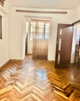 3-комн., 85 м², 1/5 эт., проспект Комитаса 23