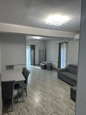 2-սենյականոց, 71 մ², 2/3 հարկ, Շահումյանի 7-րդ փողոցի 1-ին նրբանցք 40