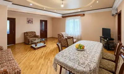 4-սենյականոց, 96 մ², 4/5 հարկ, Կոմիտասի պողոտա 24/1, Երևան
